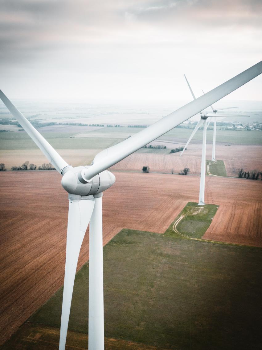 ENGIE en EOLY trekken hun eerste aanvraag voor 200 meter hoge windturbines in Affligem voortijdig in (31/05/2023)